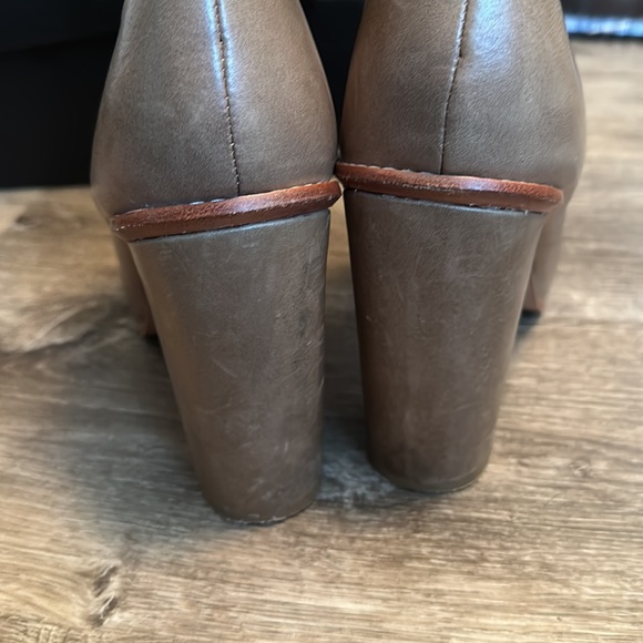 DOLCE VITA Joya Desert Leather Knit Zip Chunky Heels - Picture 8 of 10